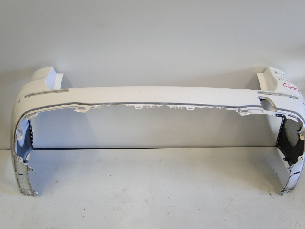 MERCEDES E KLASA W213 CLASSIC KOMBI ZDERZAK TYLNY - obrazek 2