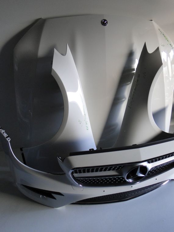 MERCEDES E KLASA W238 ZDERZAK AMG PRZEDNI - obrazek 2