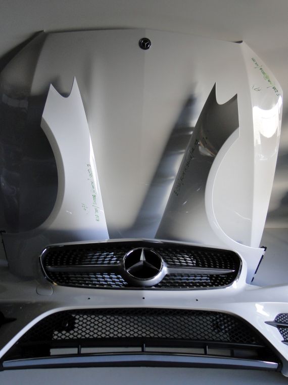 MERCEDES E KLASA W238 ZDERZAK AMG PRZEDNI - obrazek 5