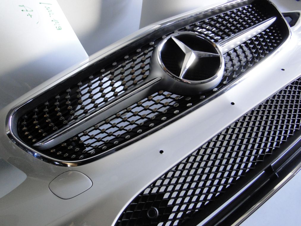 MERCEDES E KLASA W238 ZDERZAK AMG PRZEDNI - obrazek 8