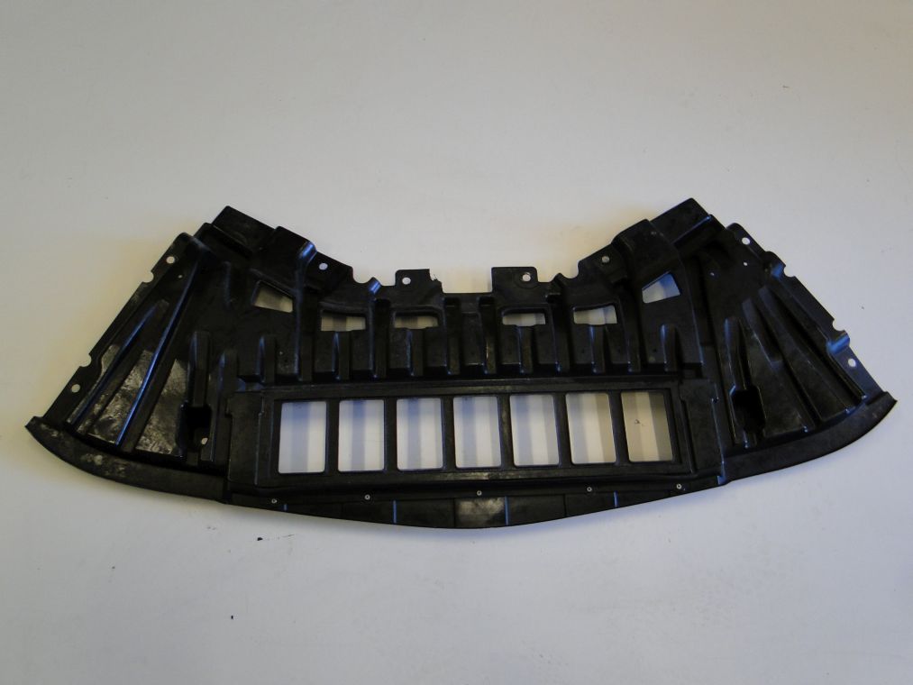 MERCEDES S KLASA W217 OSŁONA POD ZDERZAK 63 AMG