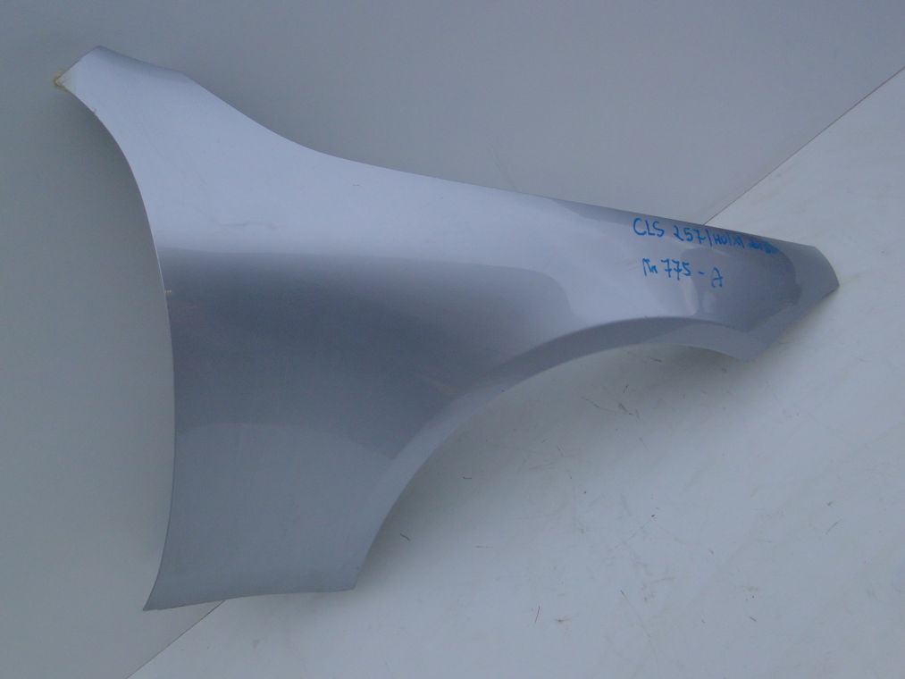 MERCEDES CLS W257 BŁOTNIK PRAWY PRZEDNI - obrazek 8