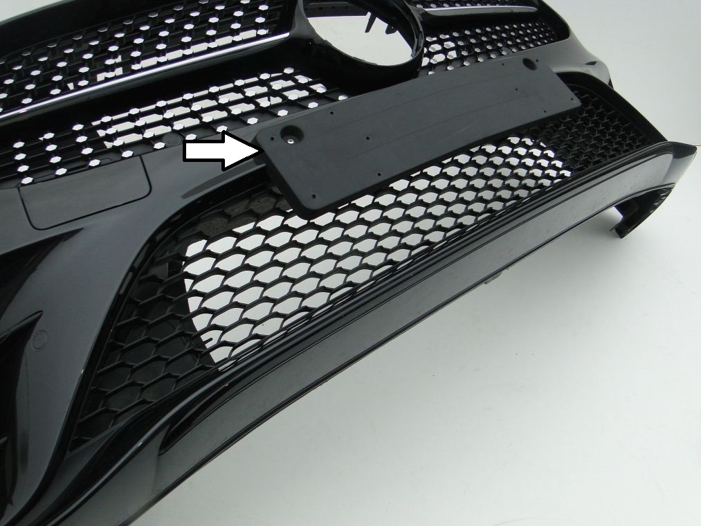 MERCEDES CLS W257 AMG PAKIET PODKŁADKA POD TABLICĘ