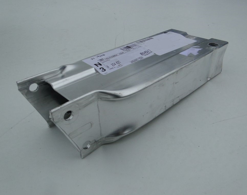 MERCEDES C KLASA W204 LIFT 63 AMG STREFA PRAWA - obrazek 4