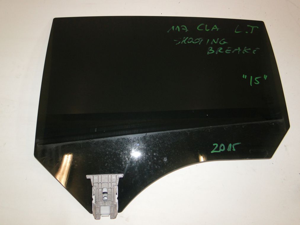 MERCEDES CLA W117 SZYBA W DRZWI LEWE TYŁ 2015 ROK - obrazek 2