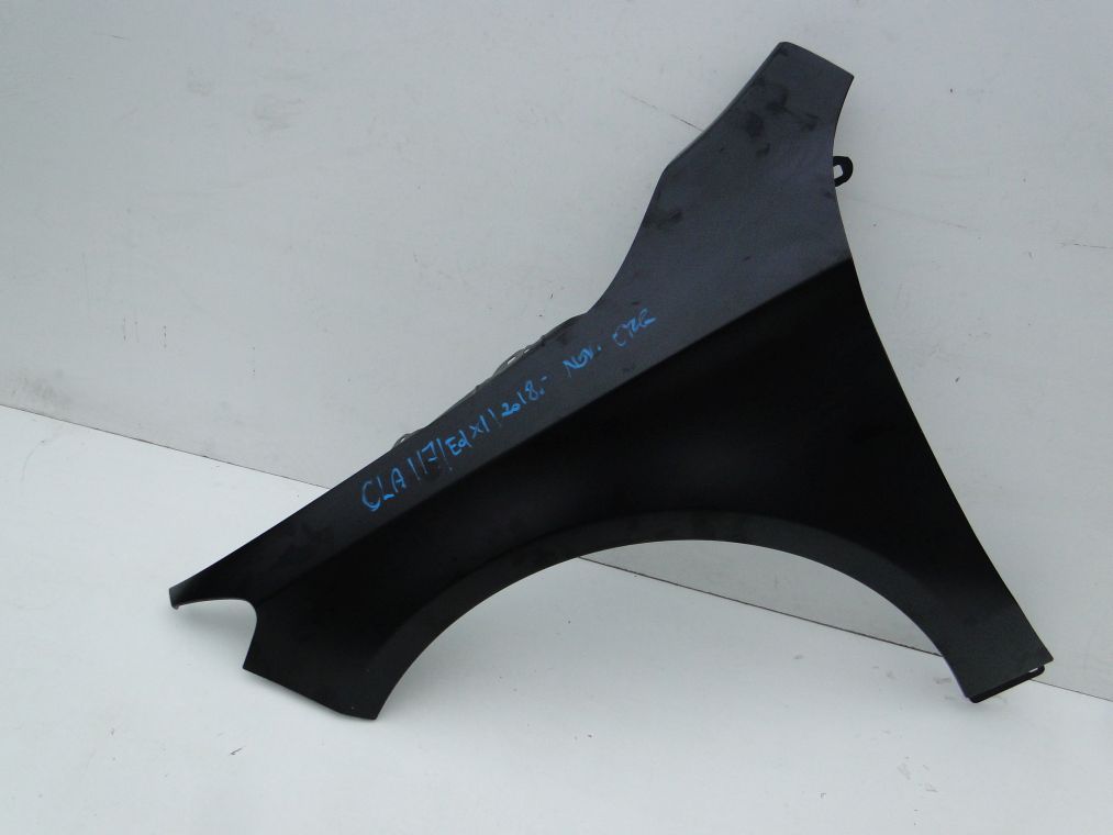 MERCEDES CLA W117 BŁOTNIK LEWY PRZEDNI NOWY - obrazek 2