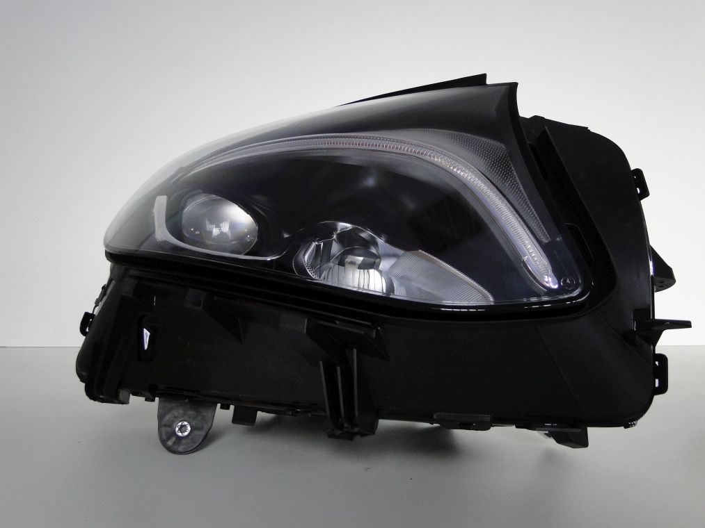 MERCEDES GLC X253 LAMPA LED HIGH PERFORMANCE - obrazek 3