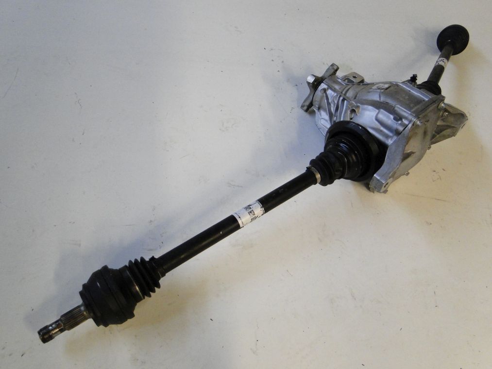 MERCEDES 257 X253 PÓŁOŚ TYLNA PRAWA LEWA PÓŁOŚKA