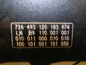 MERCEDES CLS W218 LIFT MASKA POKRYWA SILNIKA