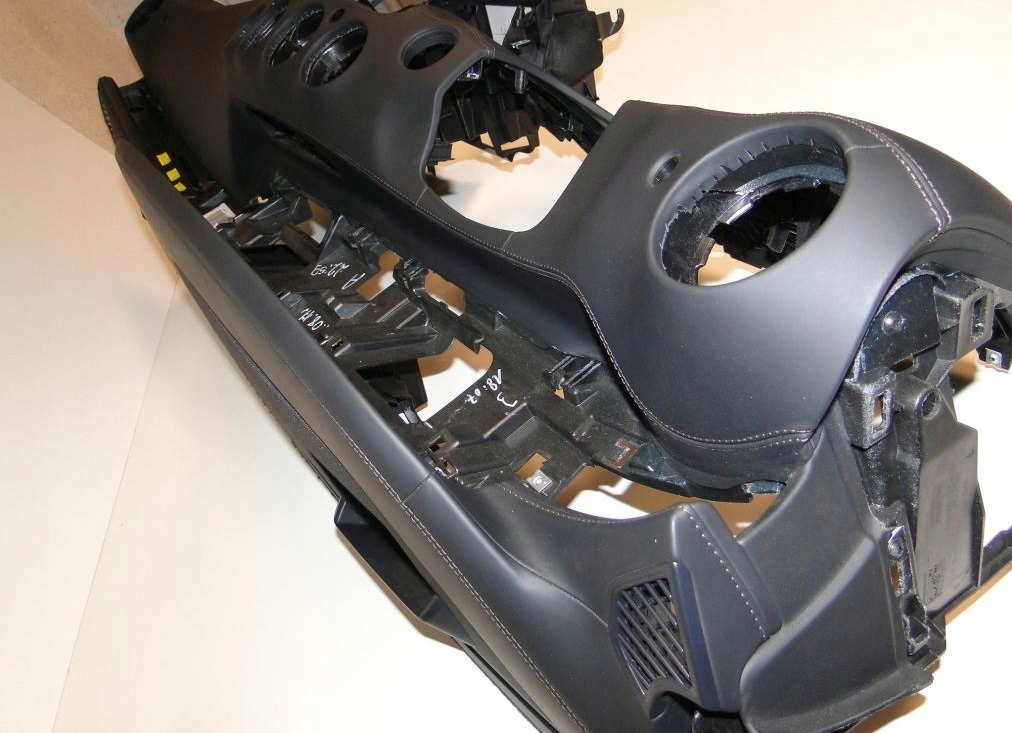 MAYBACH DESKA ROZDZIELCZA KONSOLA HEAD UP KOKPIT - obrazek 3