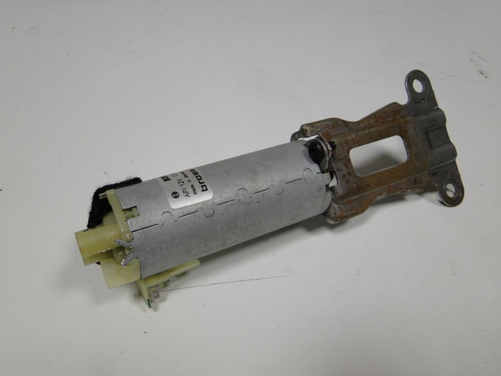 MERCEDES S KLASA W221 SILNICZEK REGULACJI FOTELA - obrazek 2