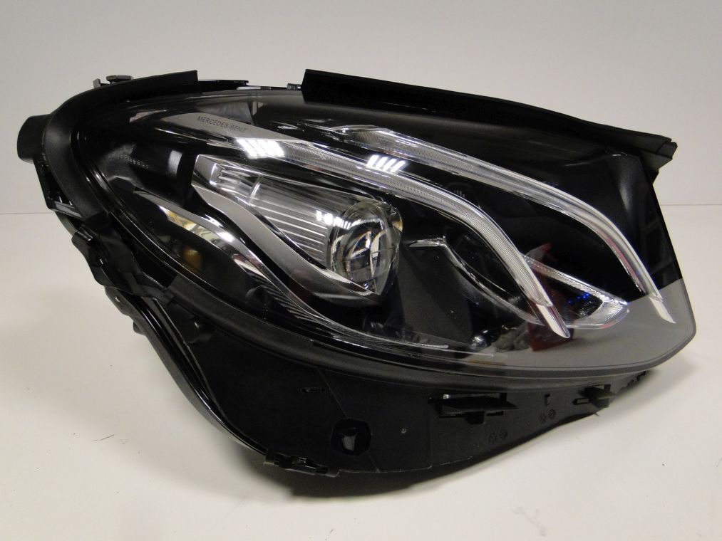 MERCEDES E KLASA W213 LAMPA PRAWA LED - obrazek 2