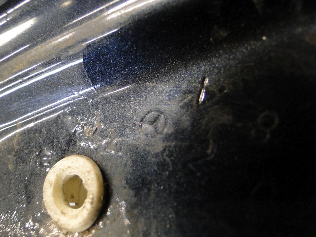 MERCEDES C KLASA W203 BŁOTNIK LEWY PRZEDNI - obrazek 9