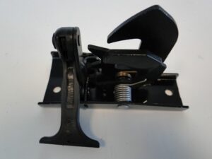 MERCEDES E KLASA 211 AVANTGARDE ZAMEK MASKI RYGIEL