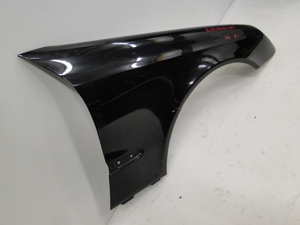 MERCEDES E KLASA W211 LIFT BŁOTNIK PRAWY PRZEDNI - obrazek 4