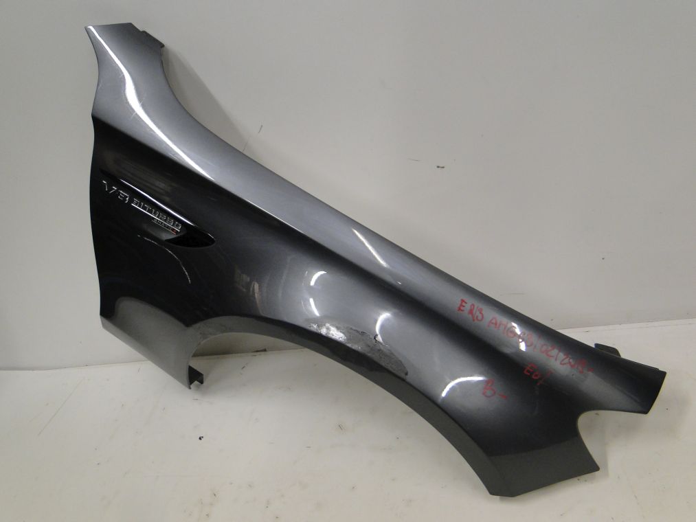 MERCEDES E KLASA W213 63 AMG BŁOTNIK PRAWY PRZEDNI - obrazek 5