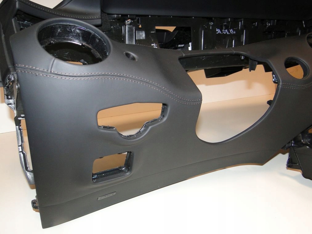 MAYBACH DESKA ROZDZIELCZA KONSOLA HEAD UP KOKPIT - obrazek 5