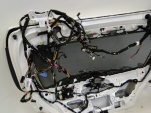 MERCEDES CLS W218 INSTALACJA TYLNEJ KLAPY WIĄZKA