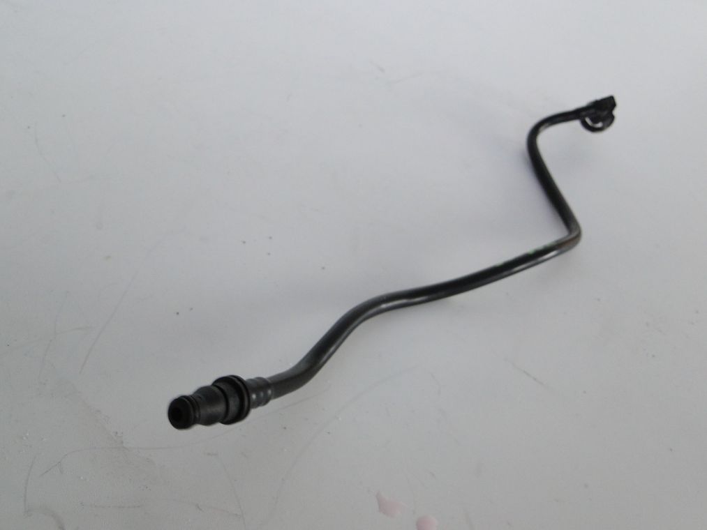 MERCEDES S KLASA W222 AMG PRZEWÓD ODPOWIETRZAJĄCY