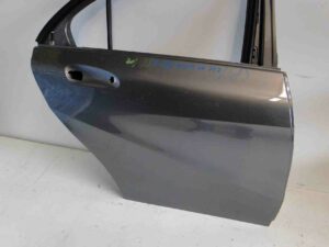 MERCEDES A KLASA W176 DRZWI PRAWE TYLNE 176
