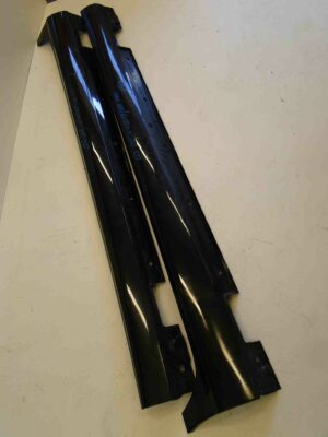 MERCEDES CLS W218 LISTWY PROGOWE LEWA PRAWA