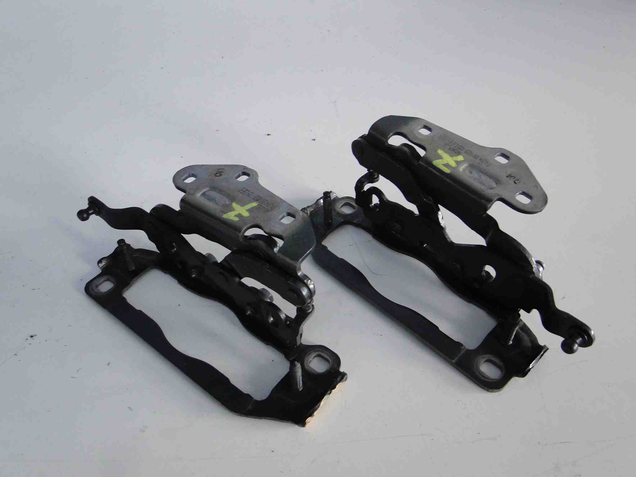 MERCEDES E KLASA 207 LIFT ZAWIAS MASKI PRAWY LEWY - obrazek 4