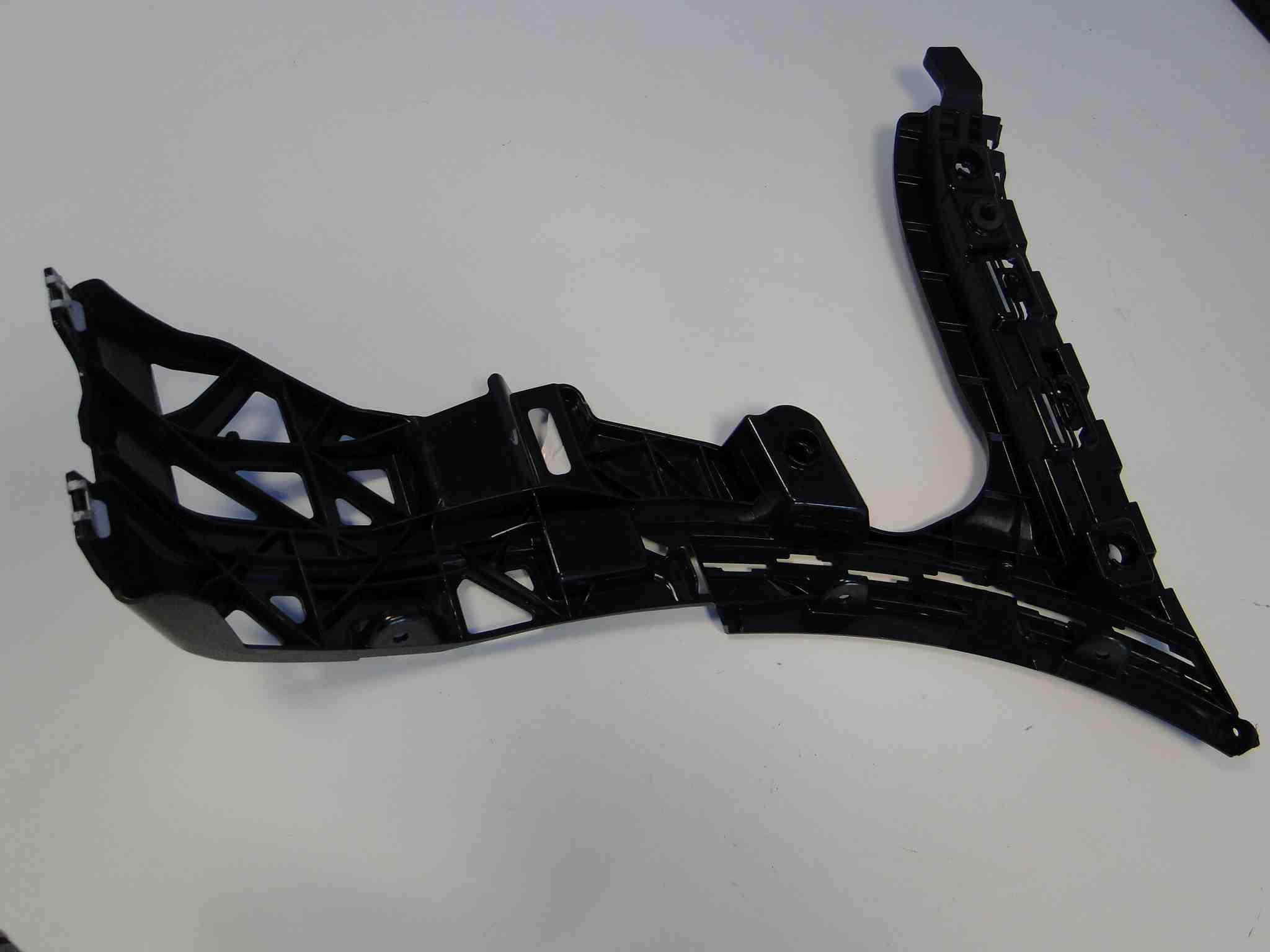 MERCEDES GLC X253 RAMA MOCOWANIA ZDERZAKA TYLNEGO - obrazek 4