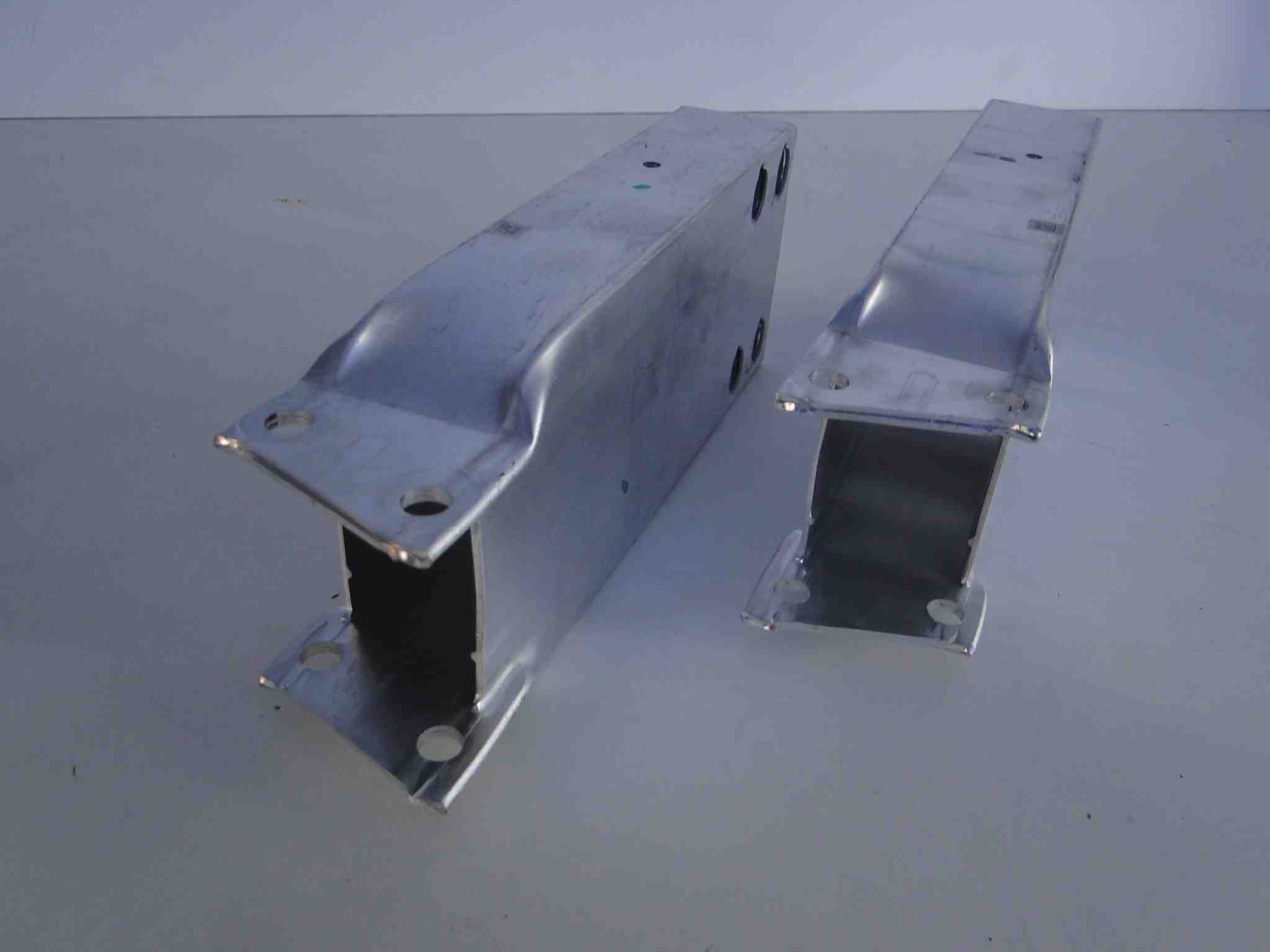 MERCEDES E KLASA W213, 238 ,GLC 253, CLS 257 STREFA ZGNIOTU PRAWA LEWA - obrazek 12