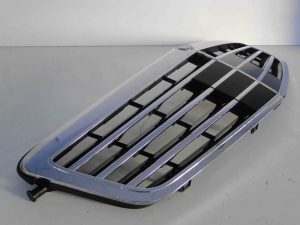 MERCEDES E KLASA W212 LIFT GRILL ATRAPA NA RADAR