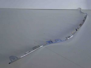 MERCEDES C KLASA W 205 LISTWA ŚRODKOWA CHROM AMG