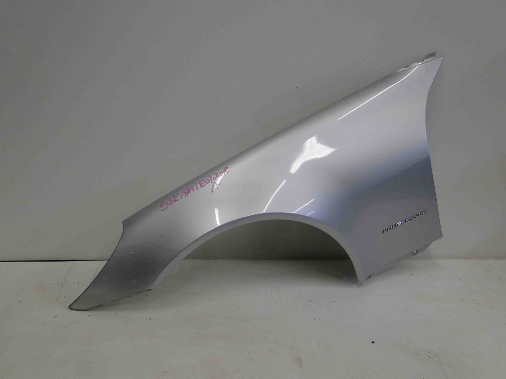 MERCEDES SLK R171 BŁOTNIK PRZEDNI LEWY