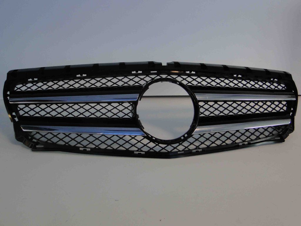 MERCEDES B KLASA W246 GRILL AMG ATRAPA