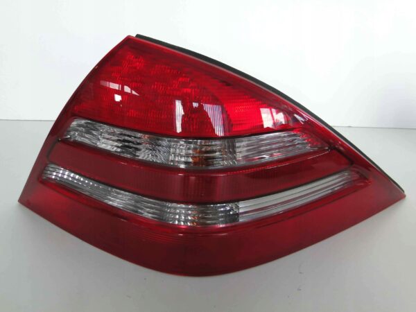 MERCEDES CL 215 LAMPA TYLNA PRAWA
