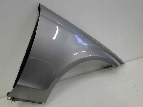 MERCEDES CLS 218 W218 LIFT BŁOTNIK PRZEDNI PRAWY 792