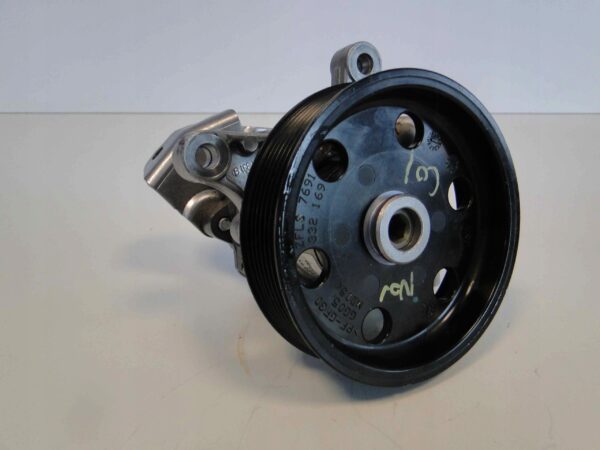 MERCEDES G KLASA 463 POMPA WSPOMAGANIA A0054668801