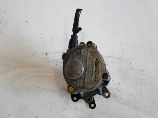 MERCEDES GL 164 POMPA VACUM OM642