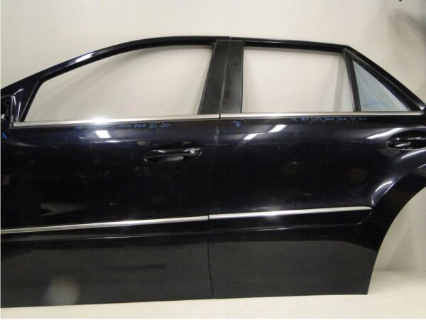 MERCEDES ML W164 164 DRZWI TYLNE LEWE BEZ RDZY TYŁ