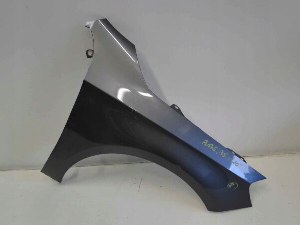 MERCEDES A KLASA W176 LIFT BŁOTNIK PRZEDNI PRAWY