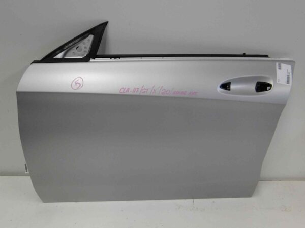 MERCEDES CLA 117 DRZWI LEWE PRZEDNIE SREBRNY MAT