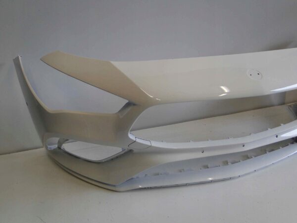 MERCEDES CLA 118 ZDERZAK PRZEDNI AMG PTS 149 BIAŁY