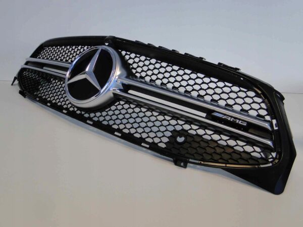 MERCEDES CLA 118 GRILL ATRAPA AMG KAMERA PTS ORYGINAŁ NOWY