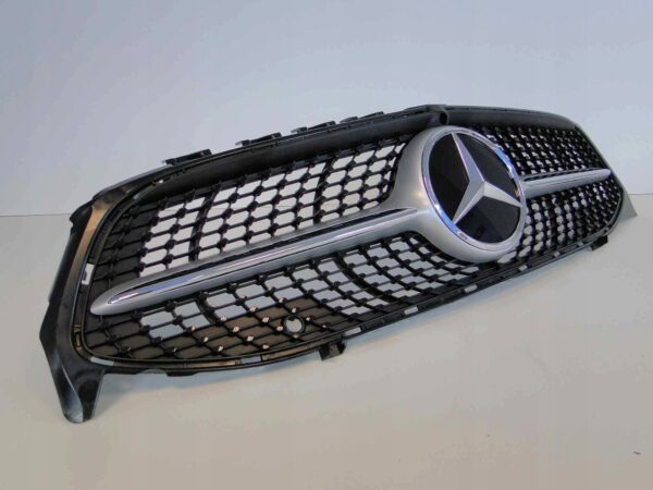 MERCEDES CLA 118 GRILL ATRAPA DIAMENT KAMERA ORYGINAŁ