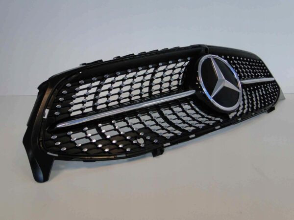 MERCEDES CLA 118 GRILL ATRAPA DIAMENT KAMERA ORYGINAŁ