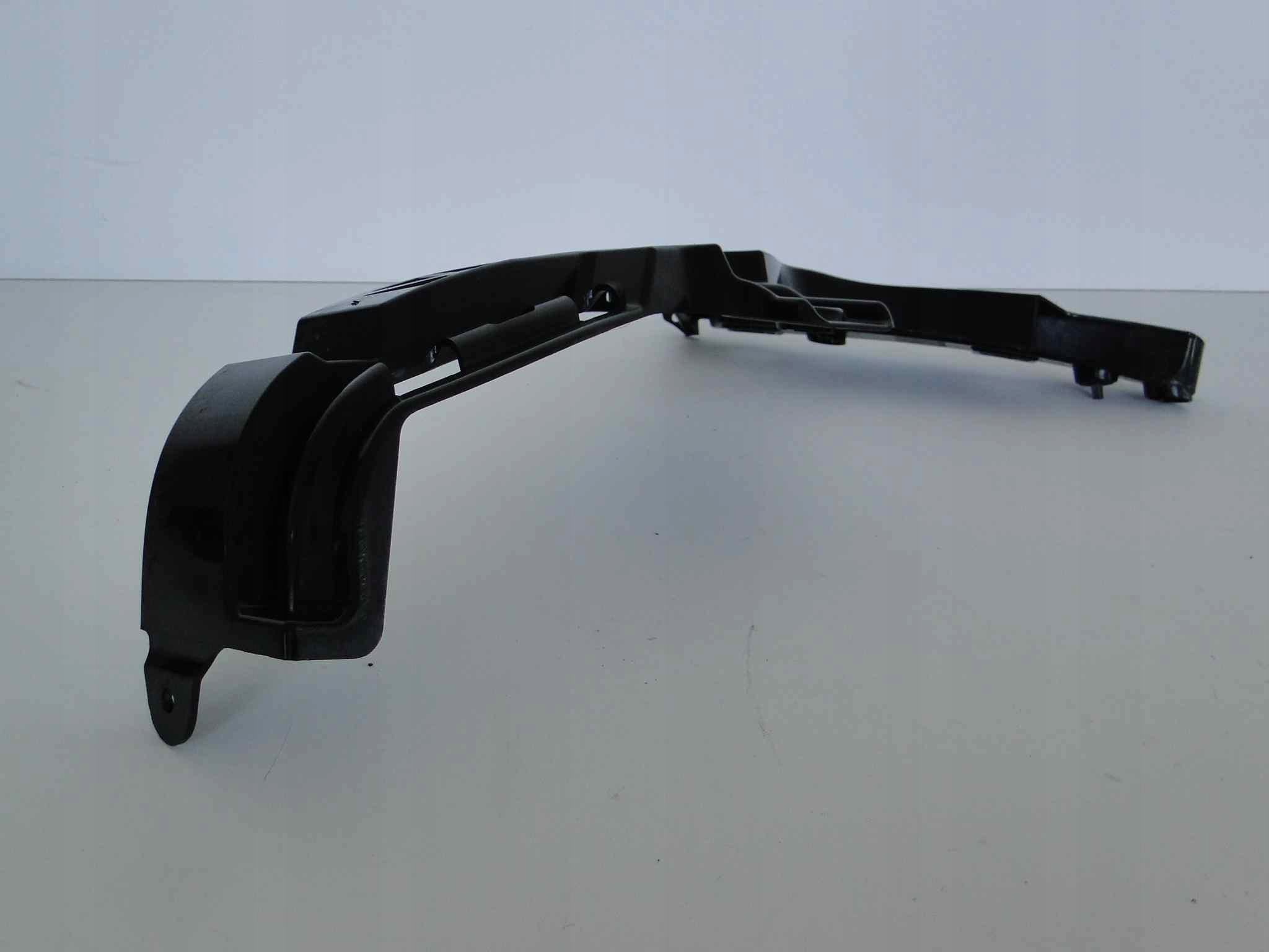 MERCEDES CLA 118 RAMA ŚLIZG W ZDERZAK TYLNY L/P - obrazek 4