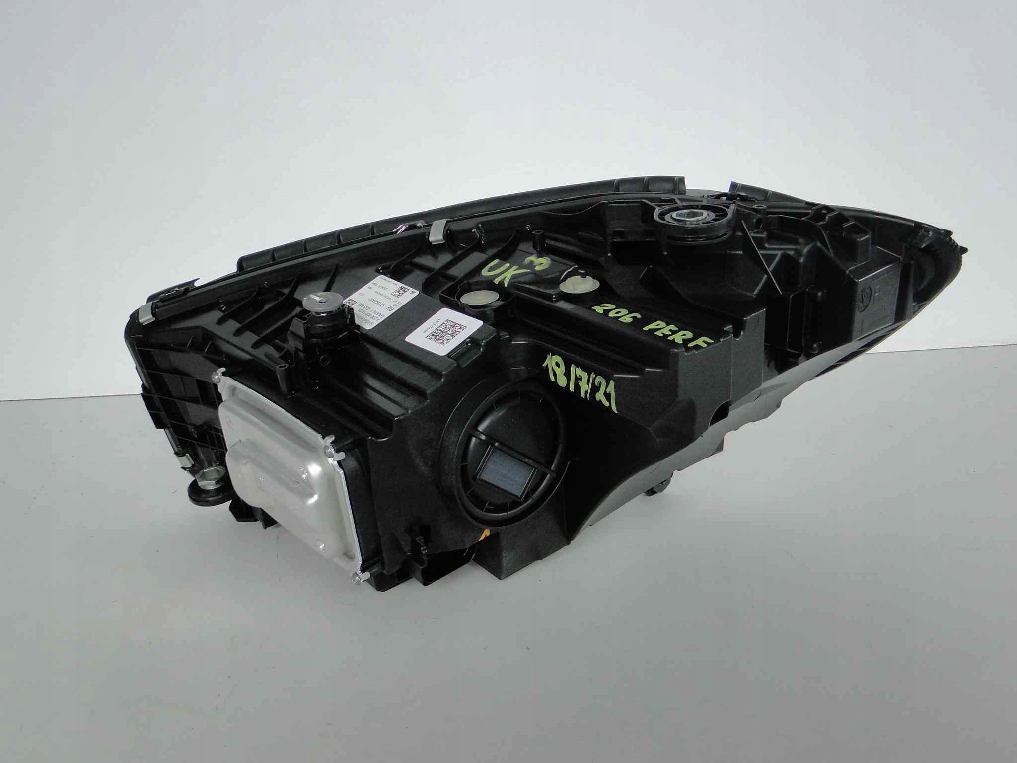 MERCEDES C KLASA W206 206 LAMPA PRAWA LED HIGH PERFORMANCE - obrazek 8