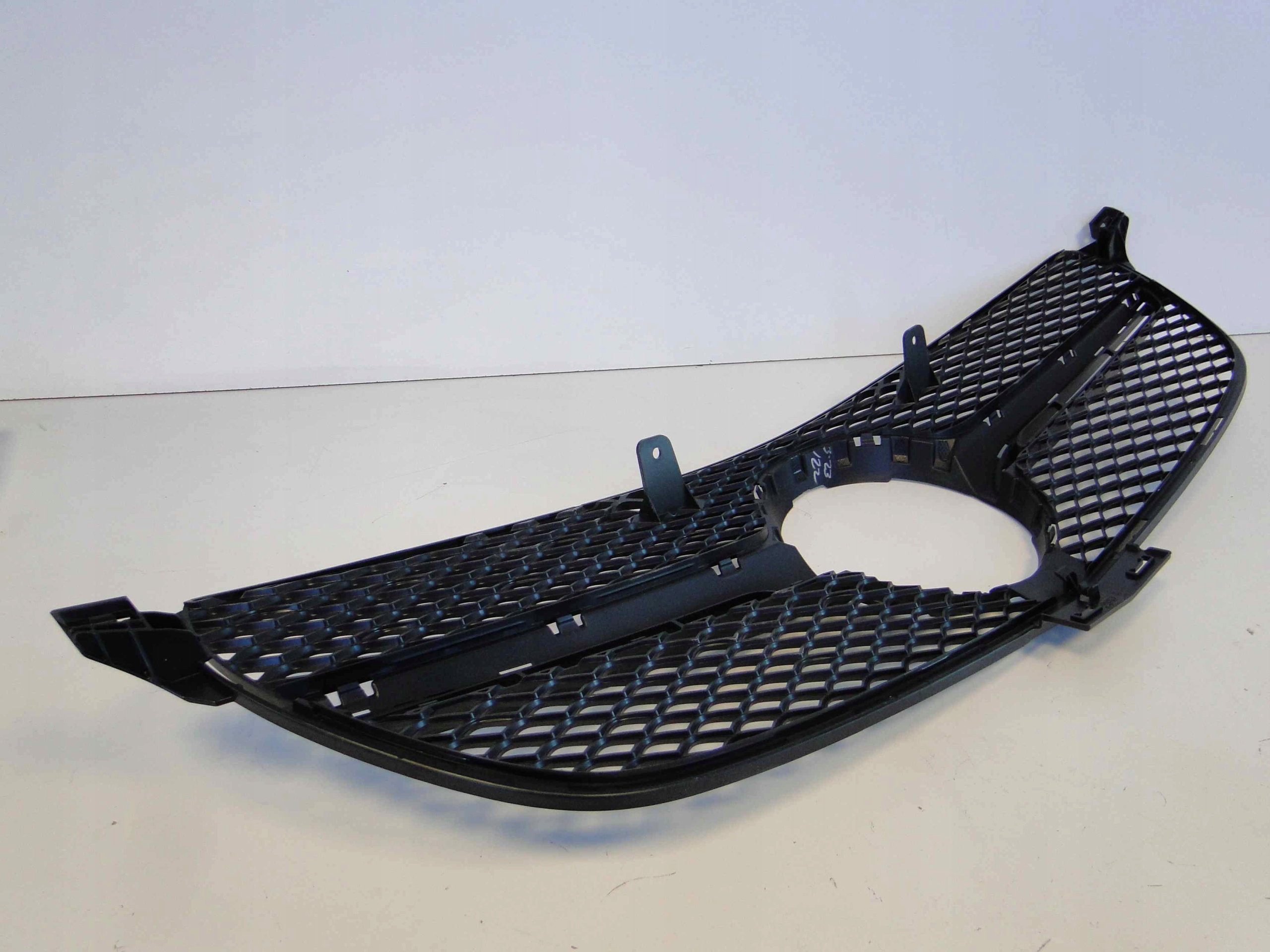 MERCEDES GLE 292 COUPE KRATKA GRILLA ATRAPA - obrazek 3