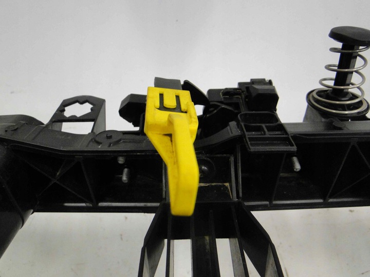 MERCEDES GLB X247 247 ZAMEK MASKI + CZUJNIK - obrazek 2