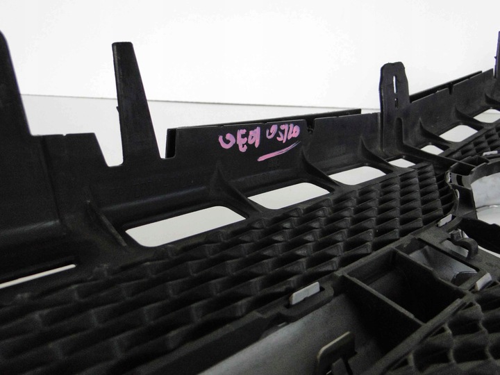 MERCEDES E KLASA W213 213 GRILL ATRAPA AVANT AMG - obrazek 9