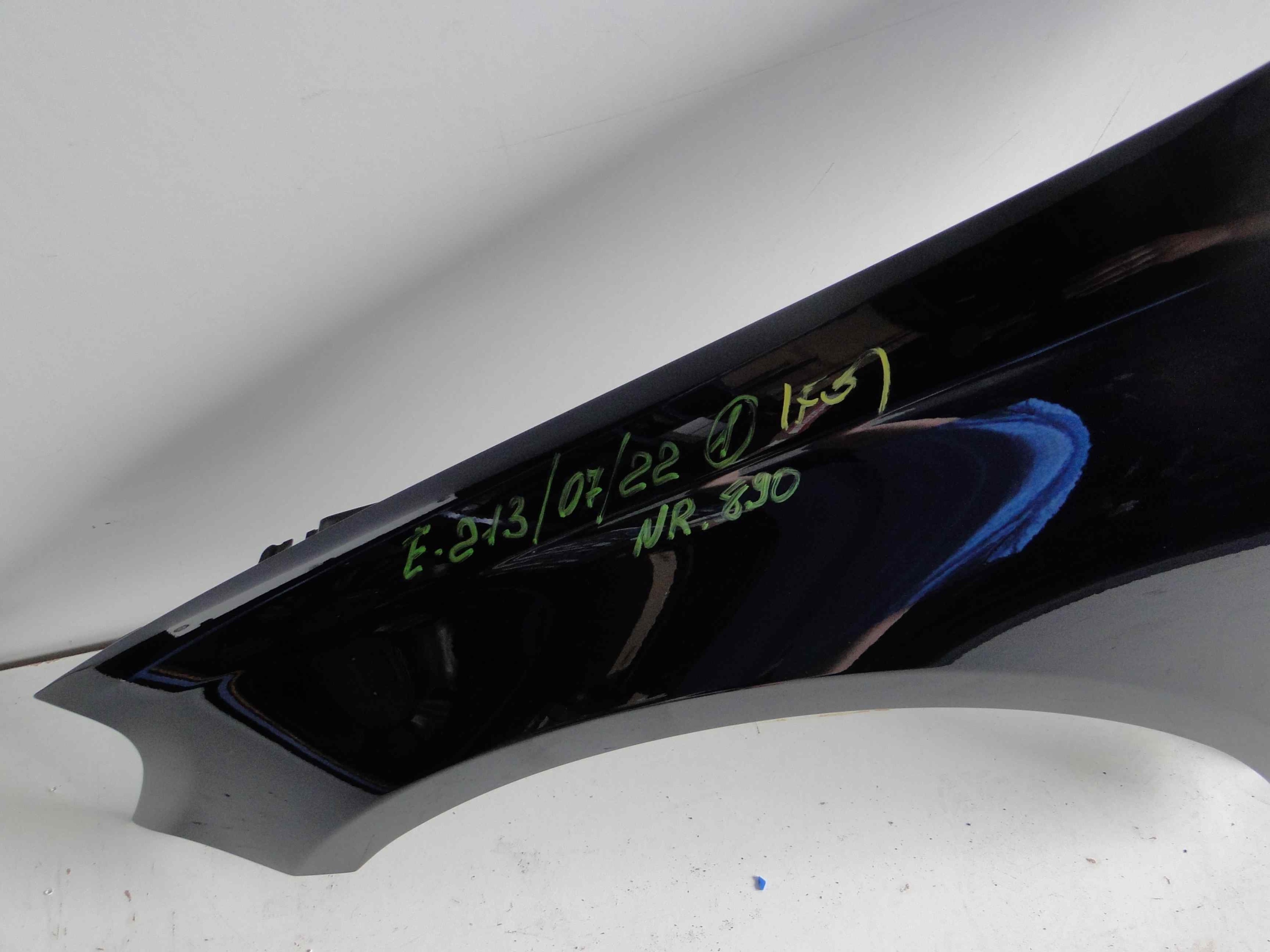 MERCEDES E W213 213 LIFT BŁOTNIK PRZEDNI LEWY 890 - obrazek 7