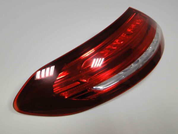 MERCEDES C 205 COUPE LAMPA TYLNA LEWA W205